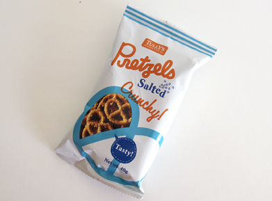 Pretzels : TULLY'S COFFEE